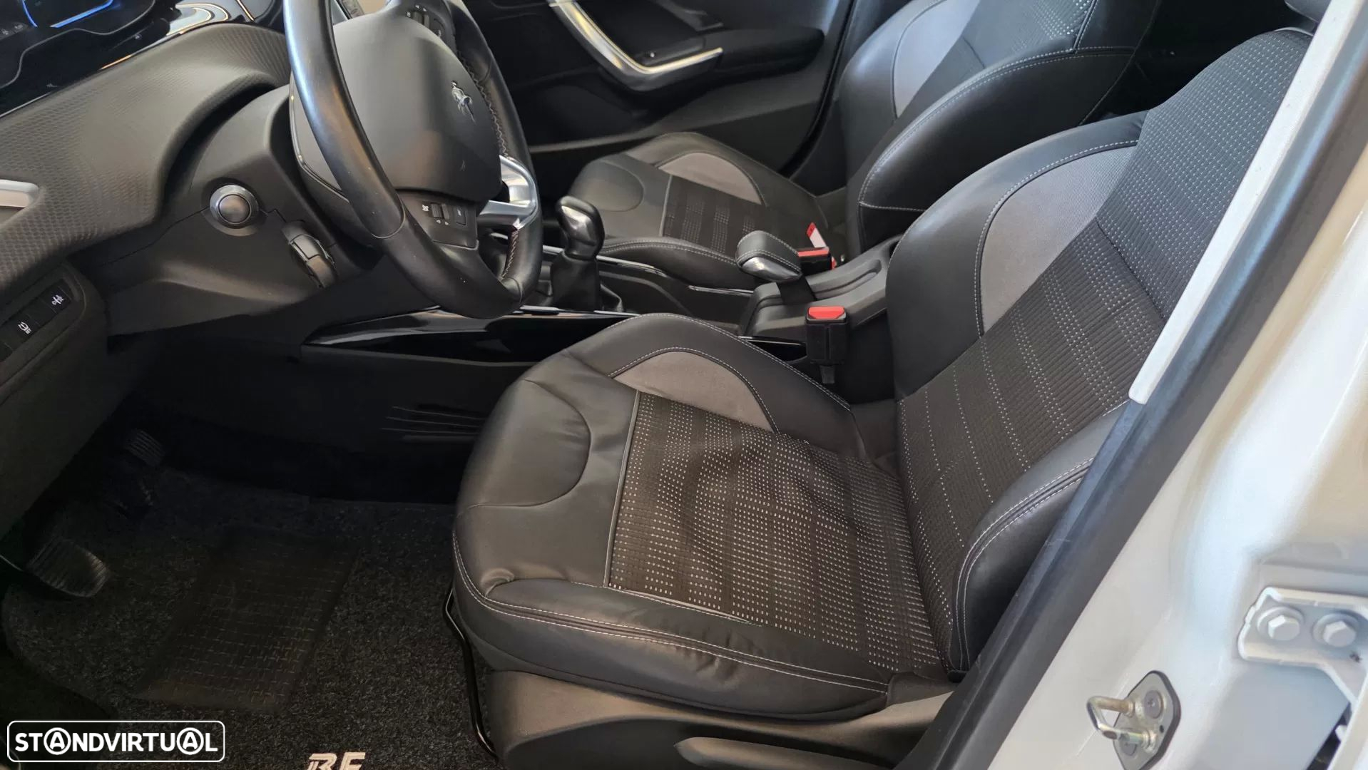Peugeot 2008 1.4 HDi Allure - 36