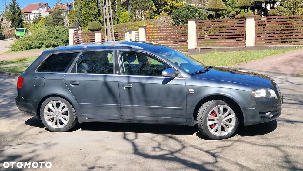 Audi A4 Avant 2.0 T FSI quattro tiptronic - 4