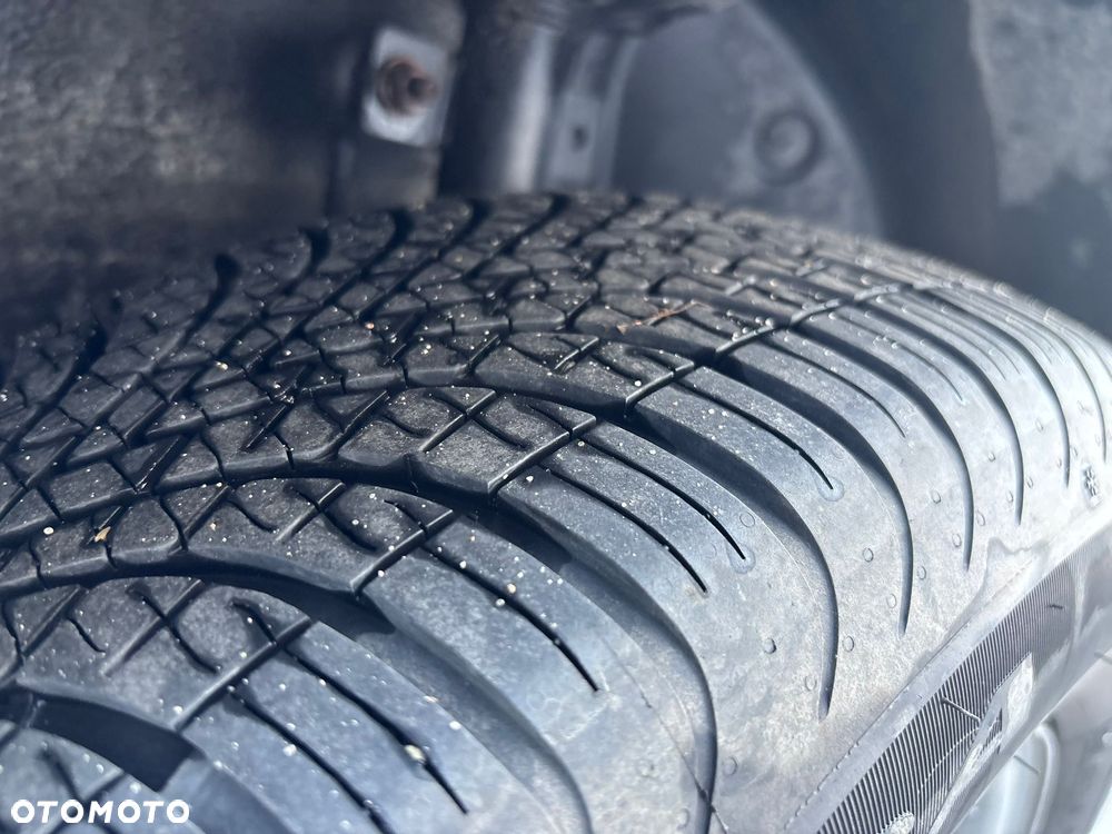 Dacia Duster 1.6 SL Garmin 4x4 - 12