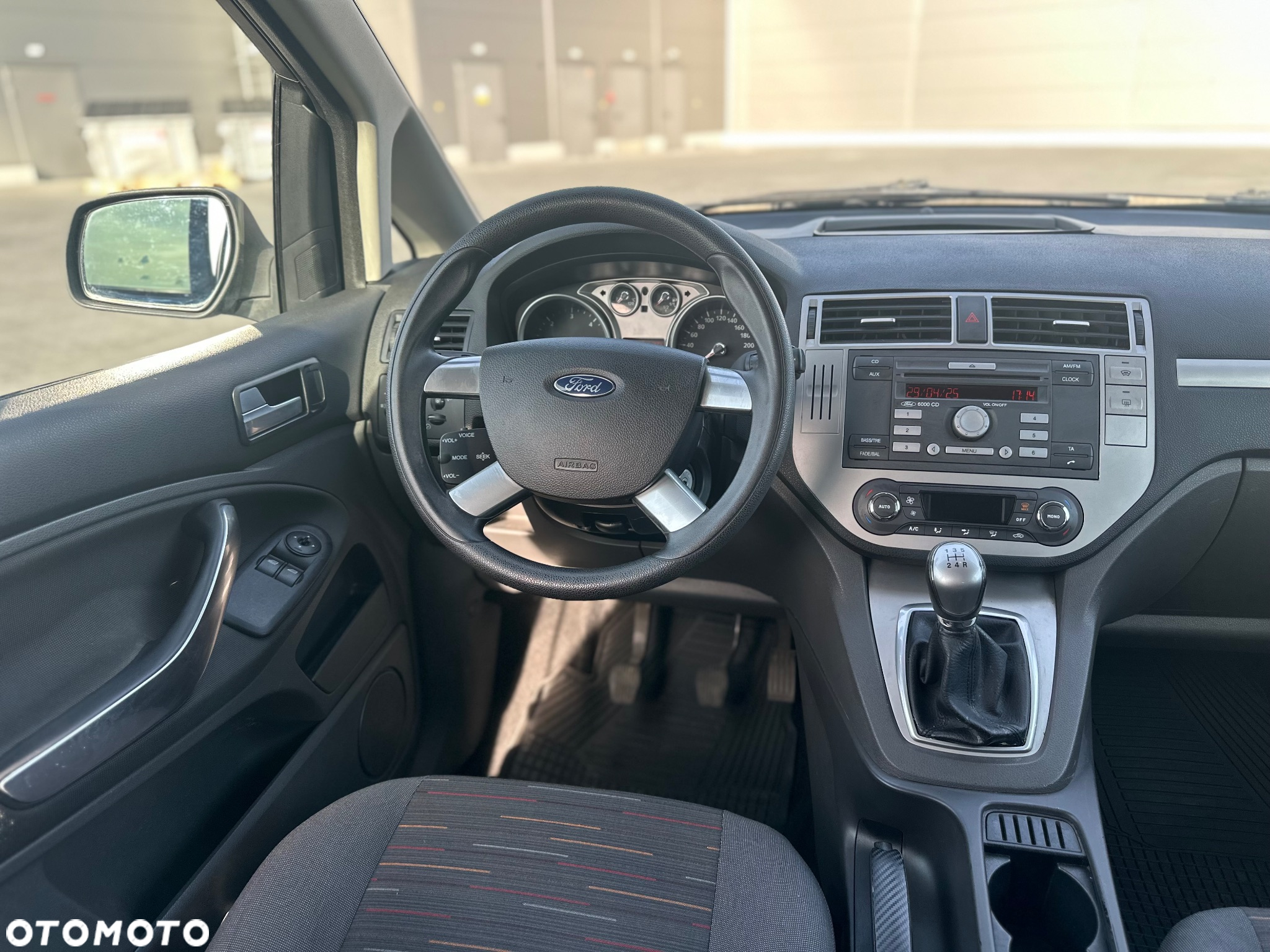 Ford C-MAX - 10