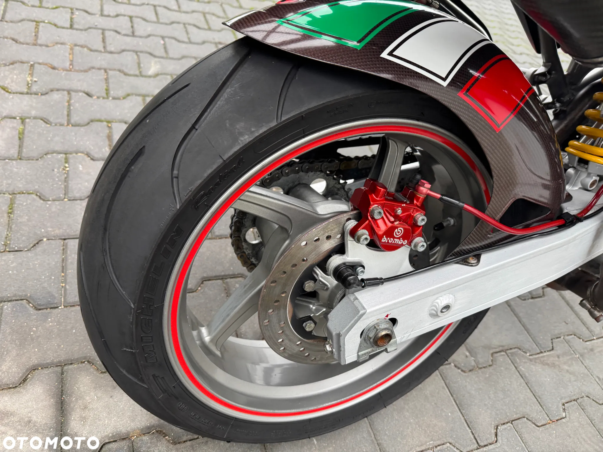 Ducati Monster - 19