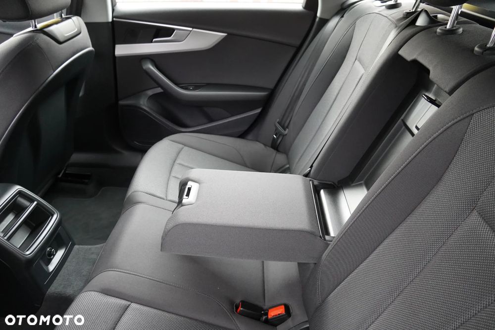 Audi A4 Avant 35 TDI mHEV Advanced S tronic - 20