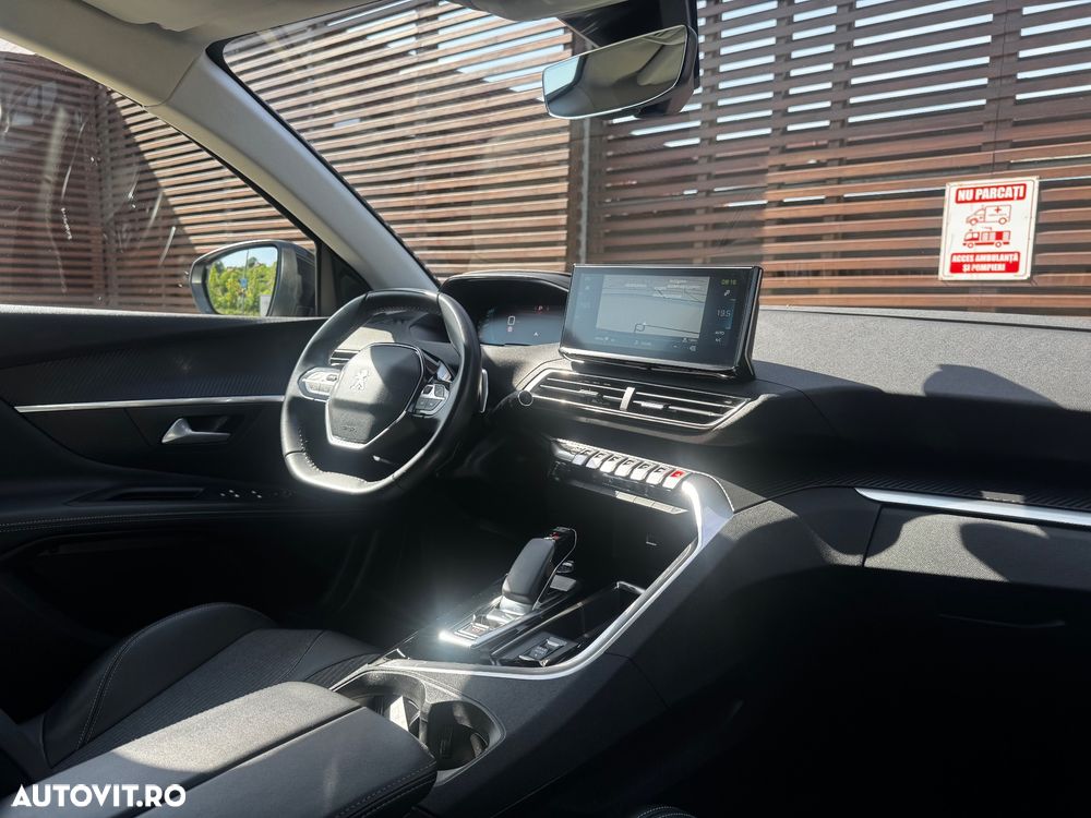Peugeot 3008 225 e-EAT8 Allure Pack - 17