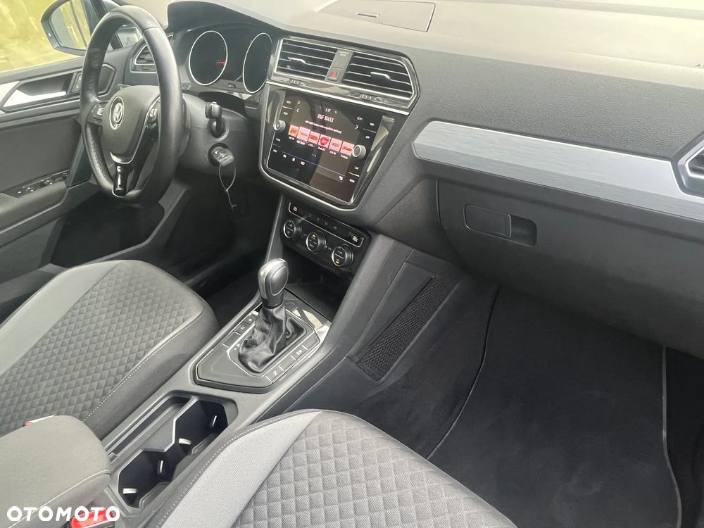 Volkswagen Tiguan - 20