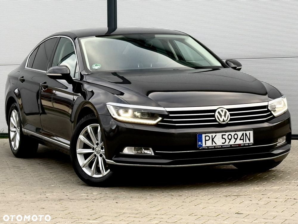 Volkswagen Passat 1.6 TDI SCR DSG - 10