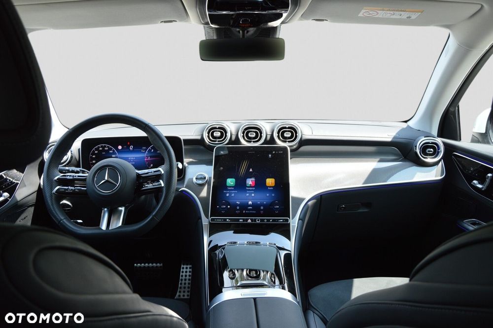 Mercedes-Benz GLC - 24