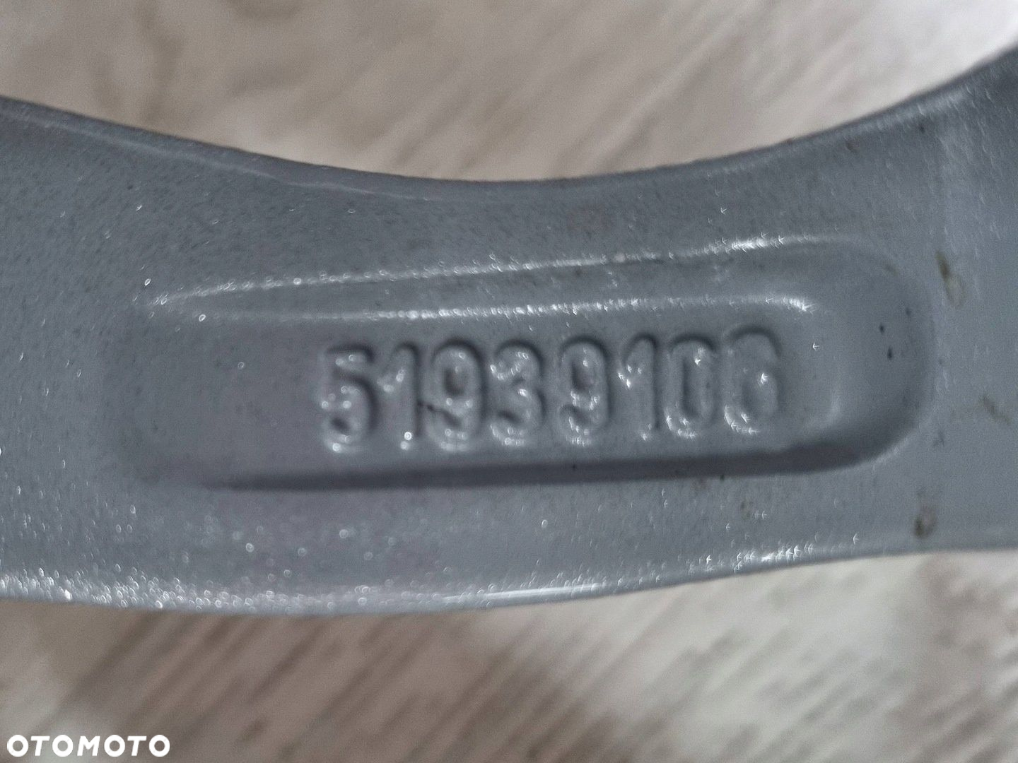 Felga Fiat 500 6Jx15H2 Et35 4x98 51906889 - 14