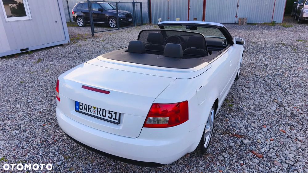 Audi A4 Cabrio - 8