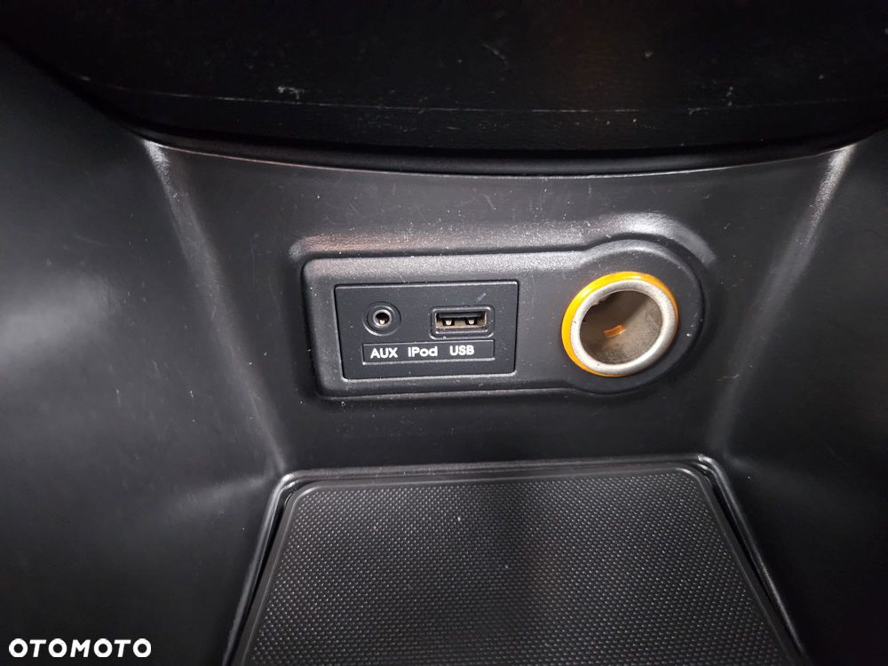 Kia Venga 1.4 CVVT Vision - 23