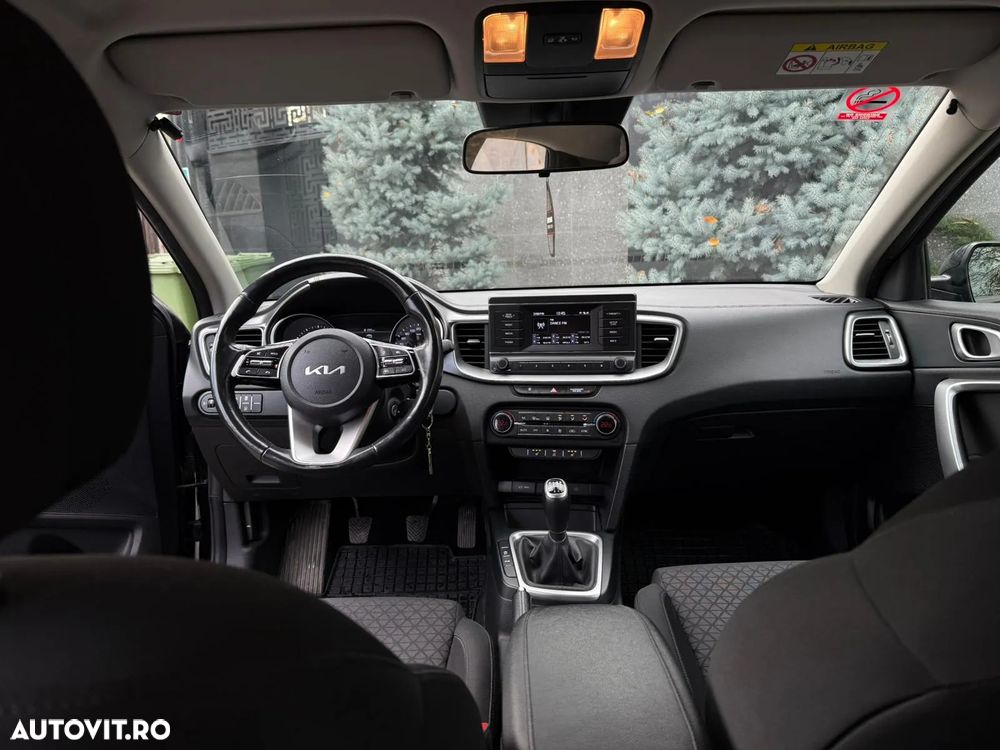 Kia Ceed 1.5 T-GDI 6MT Best - 20