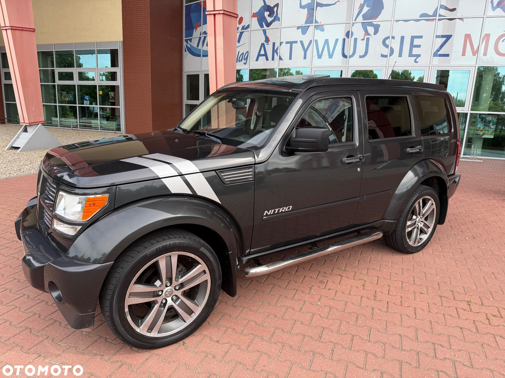 Dodge Nitro 4.0 V6 RT - 2