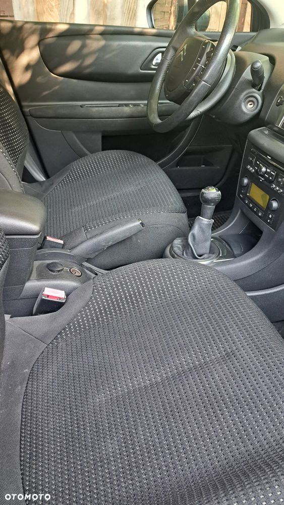 Citroën C4 1.6 HDi SX - 4