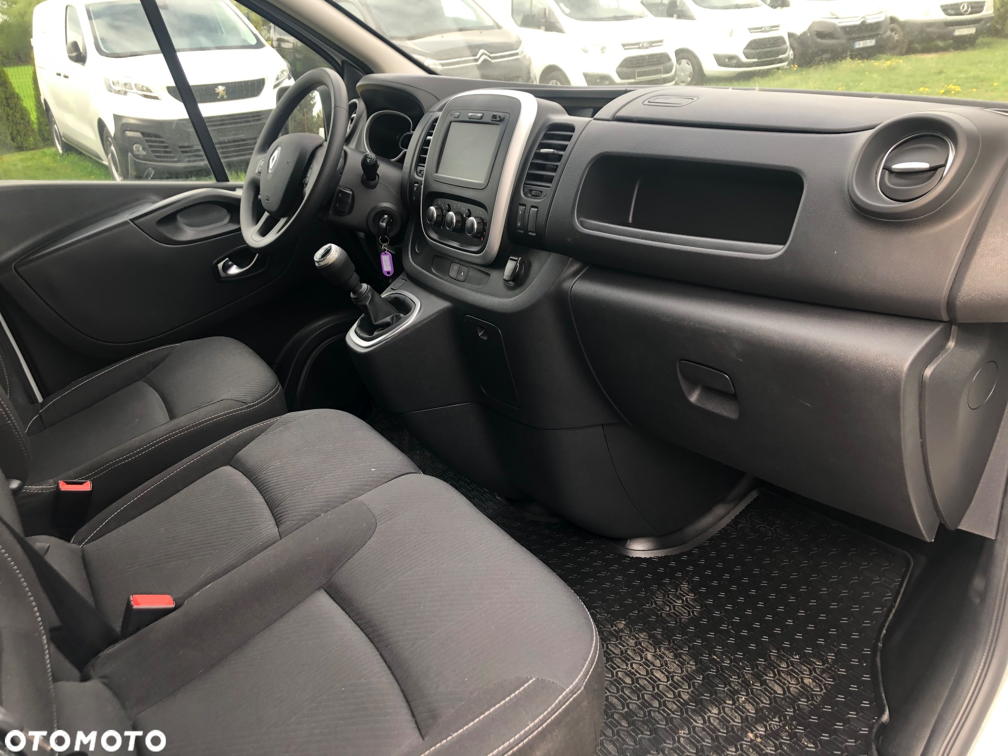 Renault Trafic - 17