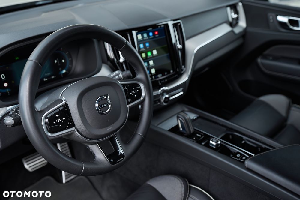 Volvo XC 60 B4 D R-Design - 21