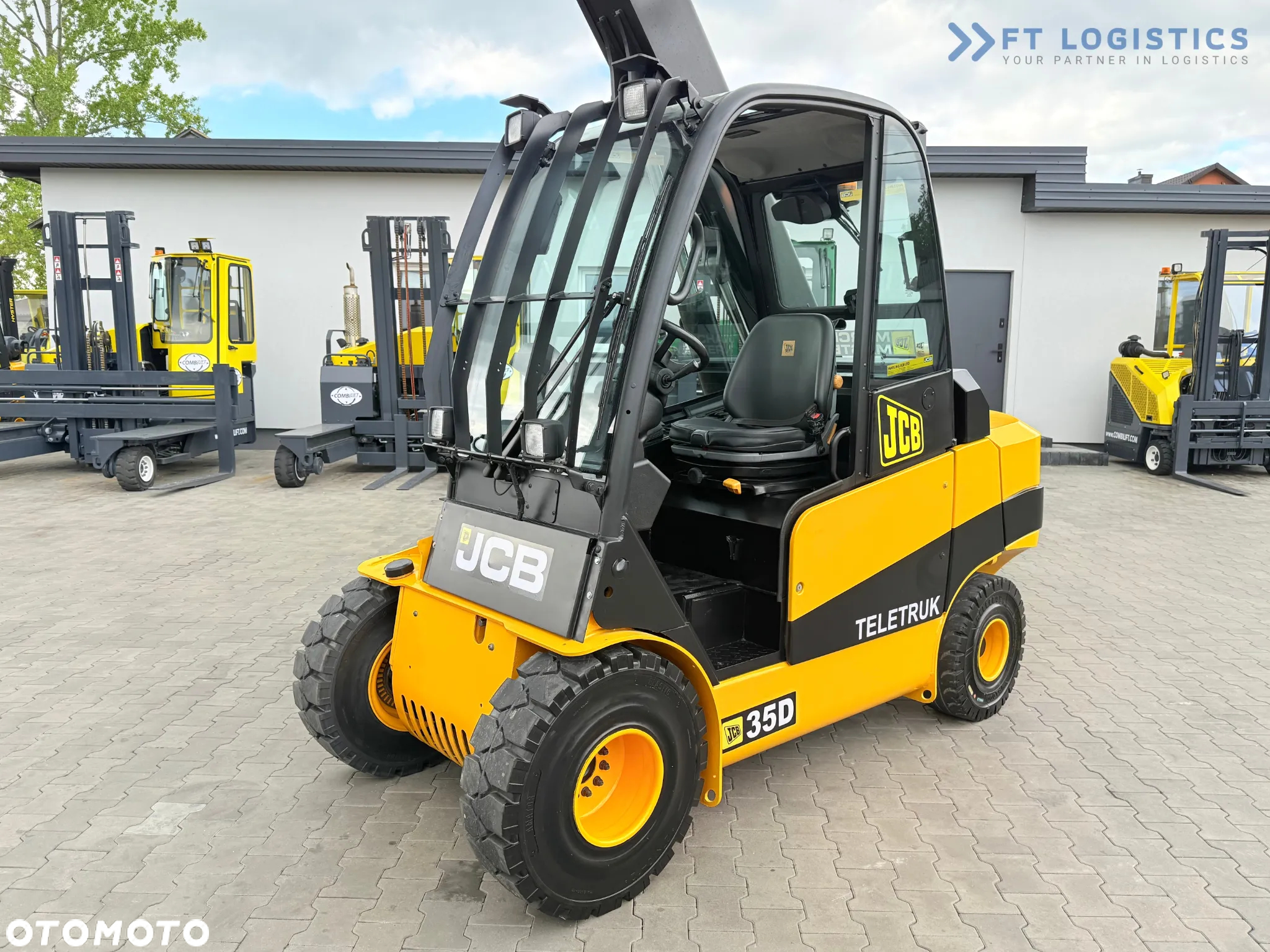 JCB TLT35D / DIESEL / KABINA / NOWE OPONY / 4450MM / TELESKOP - STAN IDEALNY - 33