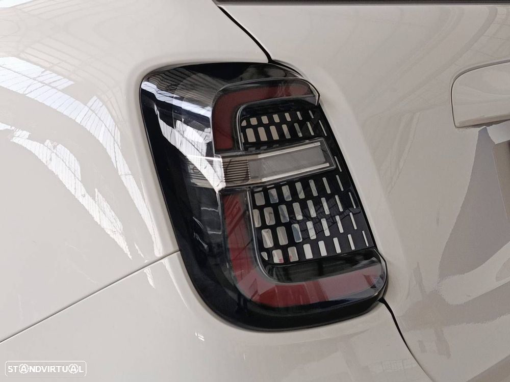 Fiat 600e 54 kWh (RED) - 26