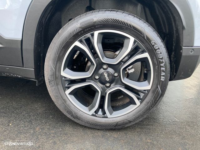 Jeep Avenger 1.2 GSE T3 Summit - 13