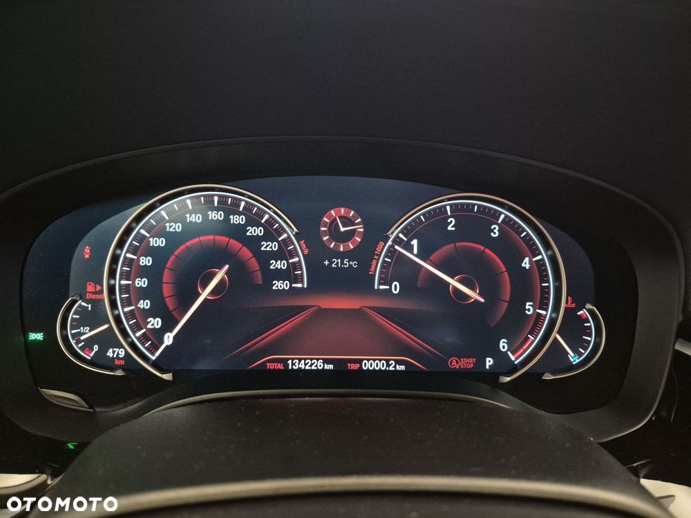 BMW Seria 5 520d xDrive Luxury Line sport - 16