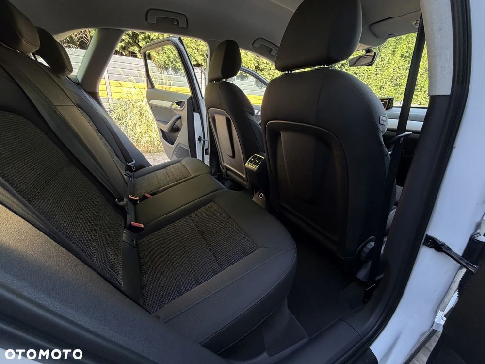 Audi Q3 2.0 TDI S tronic - 16
