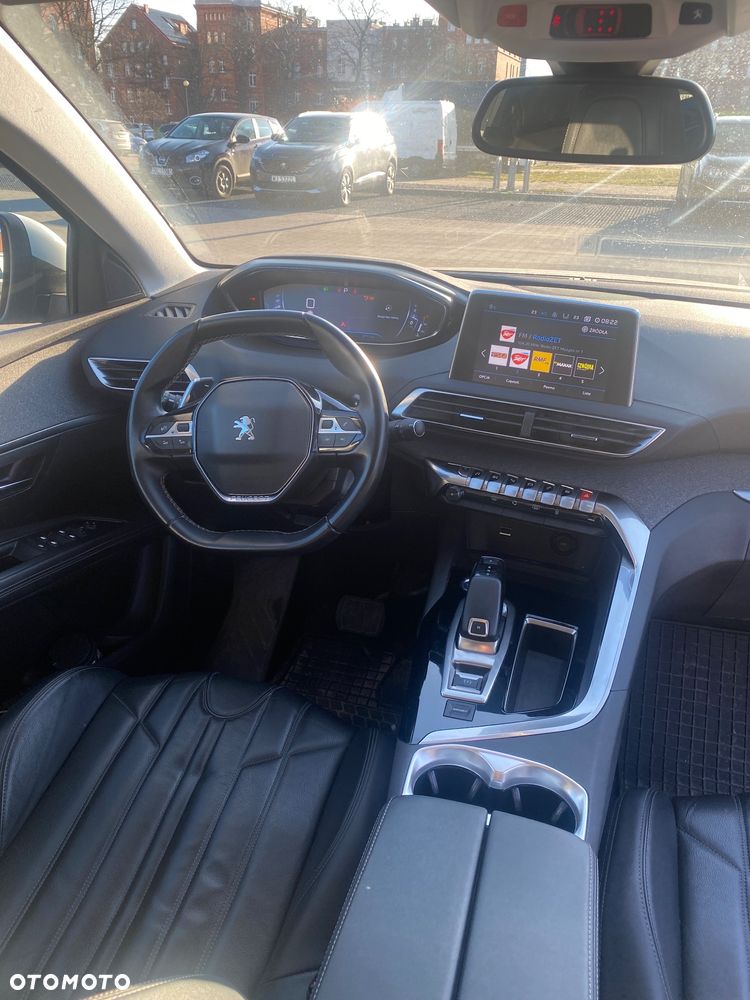 Peugeot 5008 PureTech 130 EAT6 Allure - 5