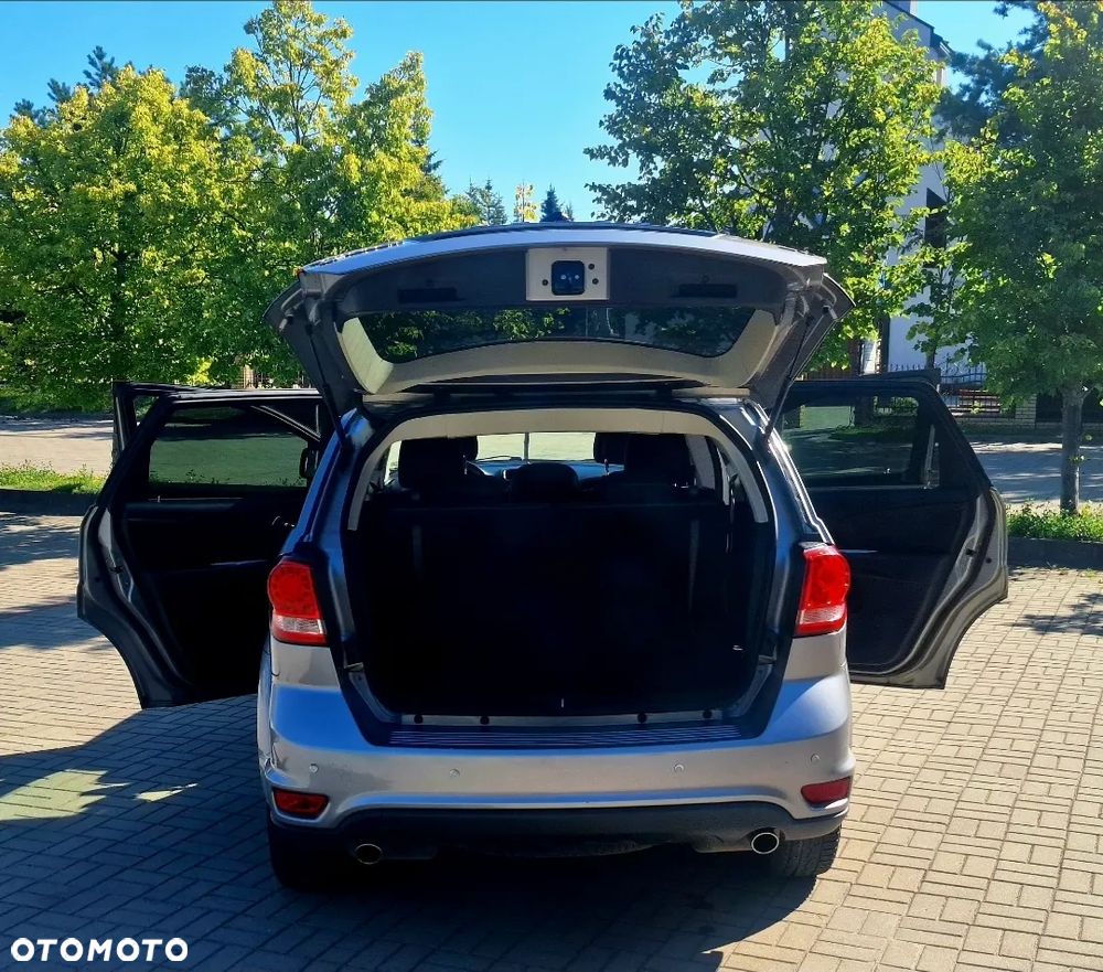 Dodge Journey - 11