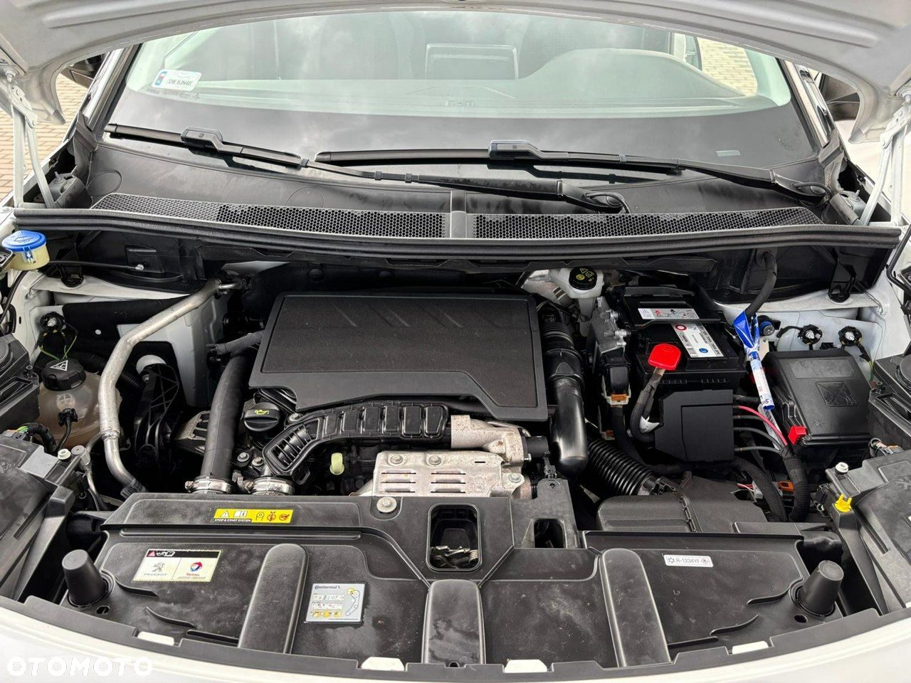Peugeot 3008 1.2 PureTech Active S&S EAT6 - 32