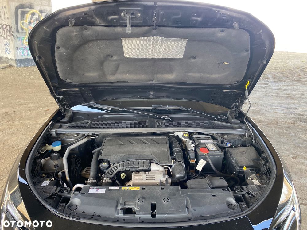 Peugeot 408 - 17