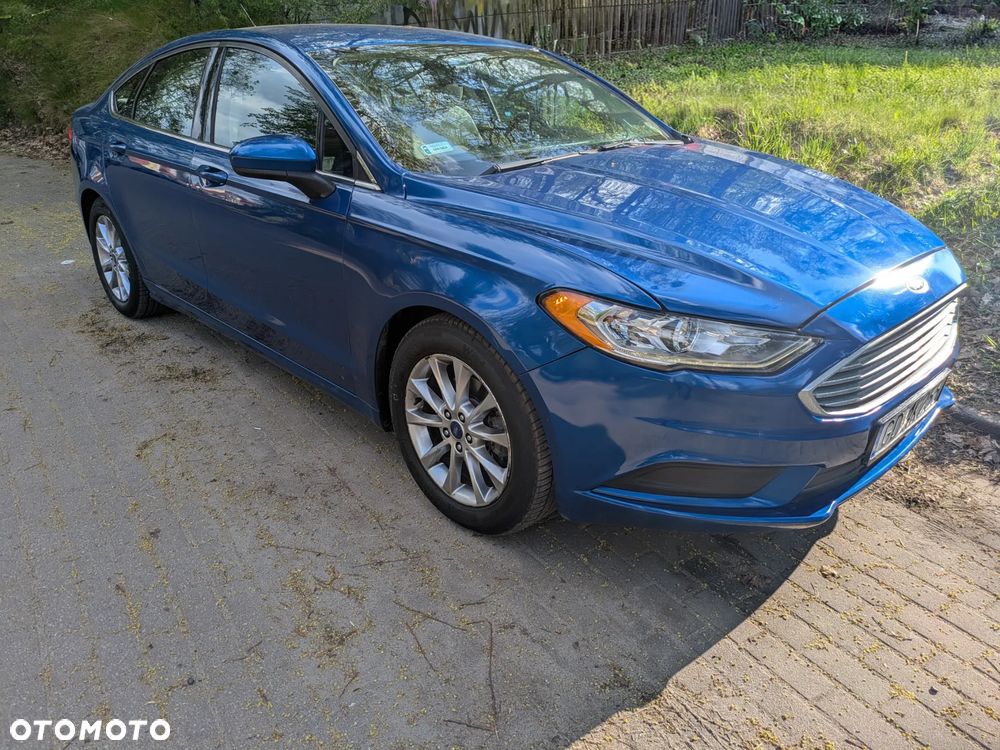 Ford Fusion - 2