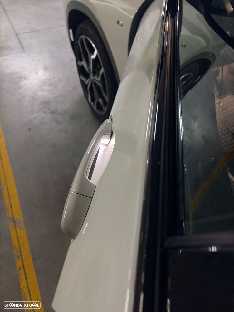 BMW X2 18 i sDrive Auto Pack M - 19