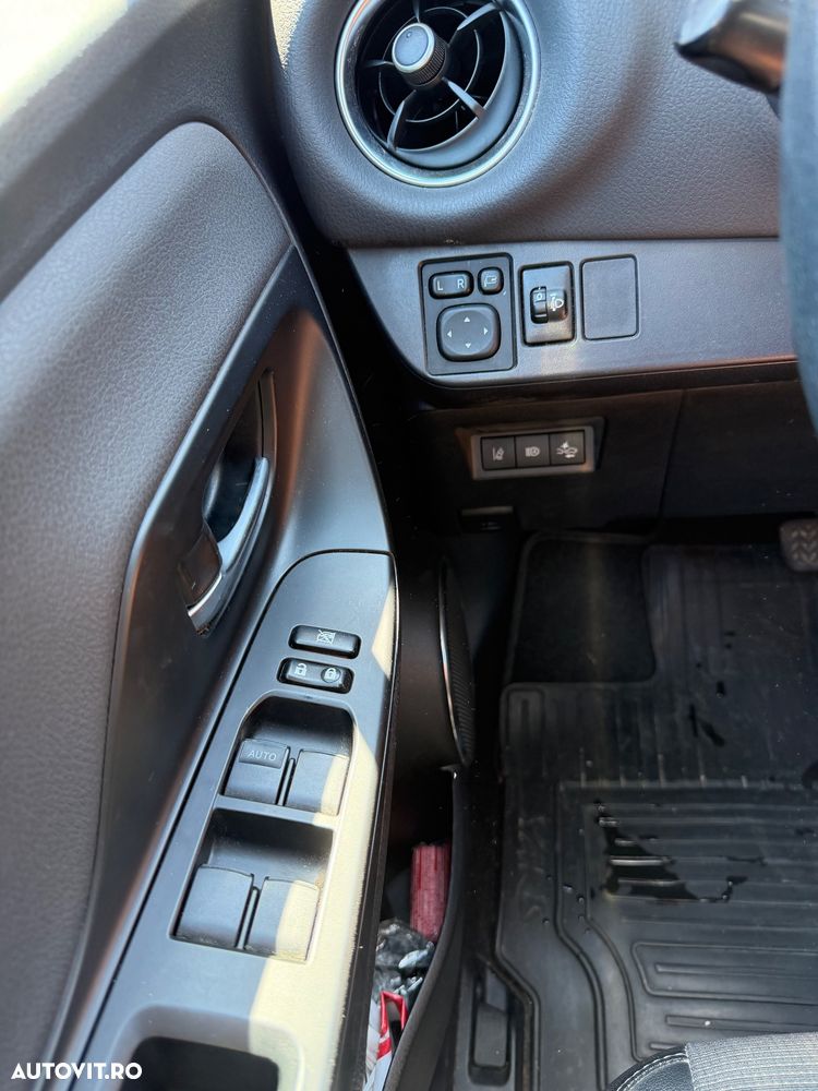 Toyota Yaris 1.5 L VVT-iE Multidrive S Active - 11
