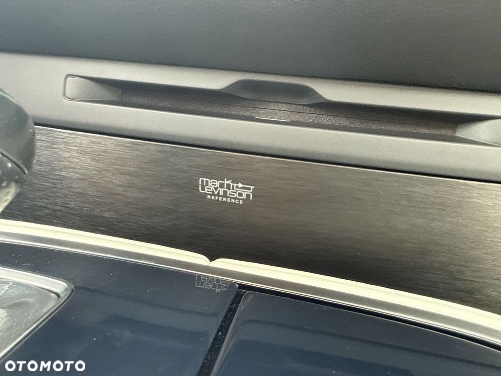 Lexus LS 500 F Sport AWD - 24