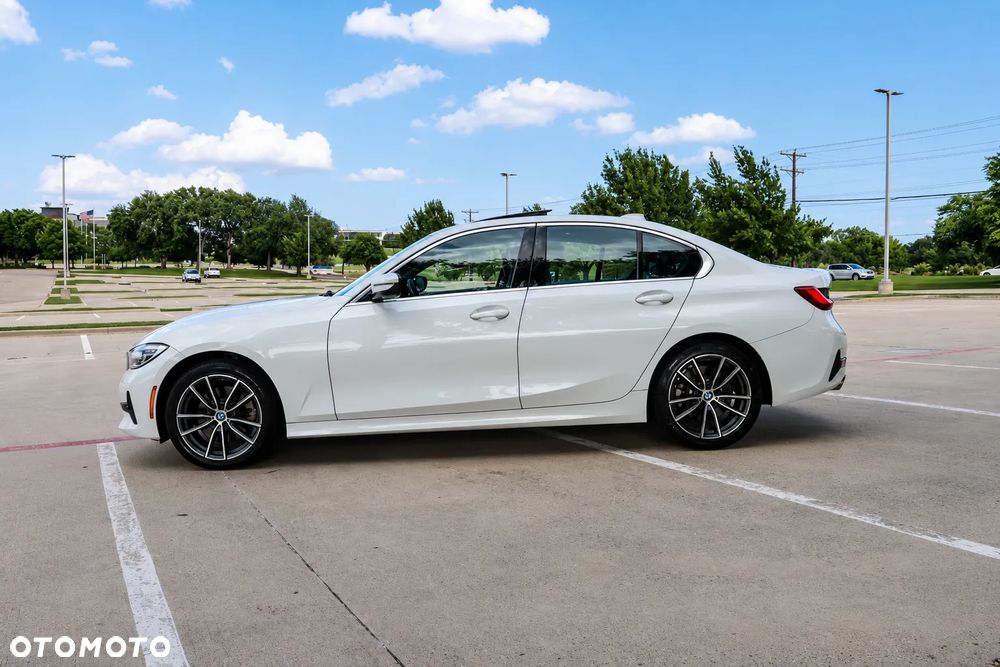 BMW Seria 3 330i xDrive - 2