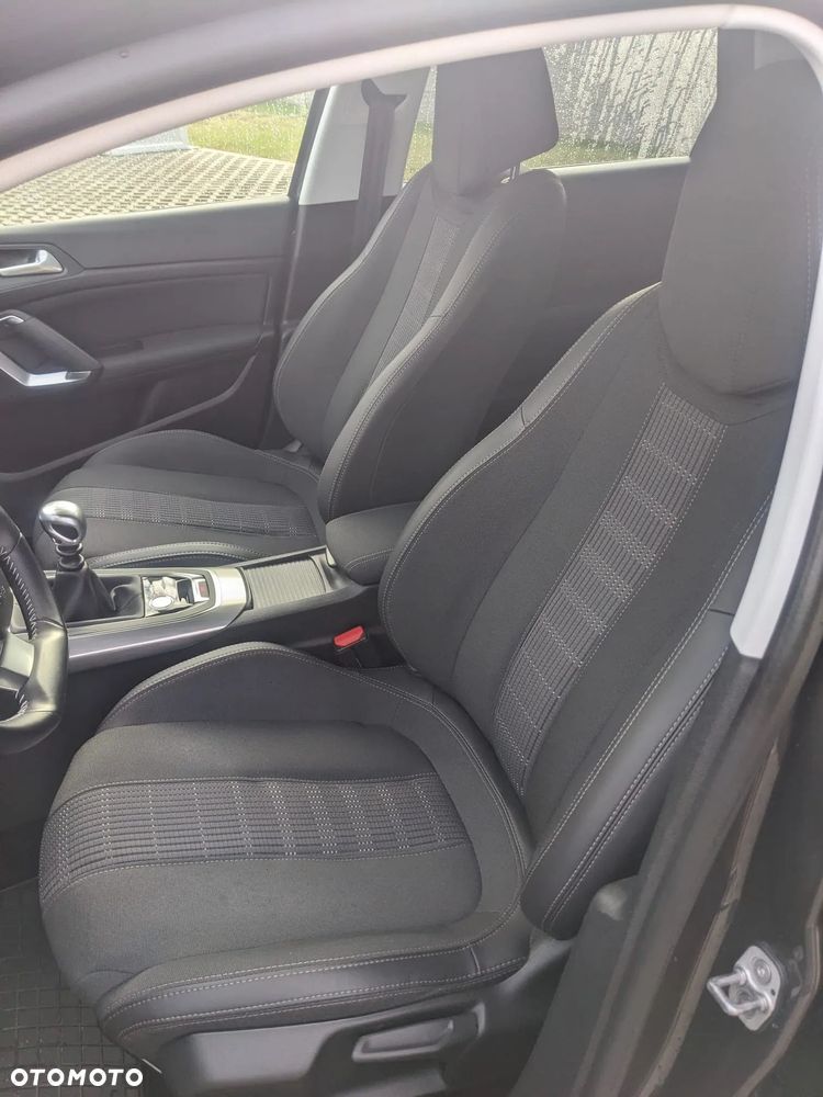 Peugeot 308 SW PureTech 130 Stop & Start Allure - 18