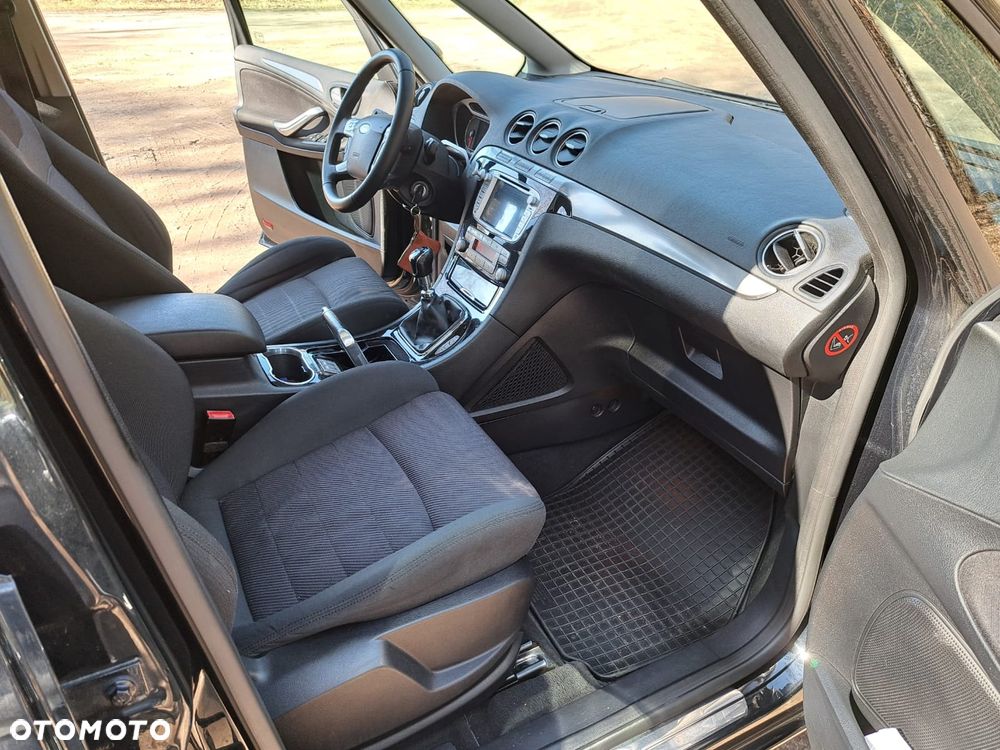 Ford Galaxy 2.2 TDCi DPF Titanium - 10