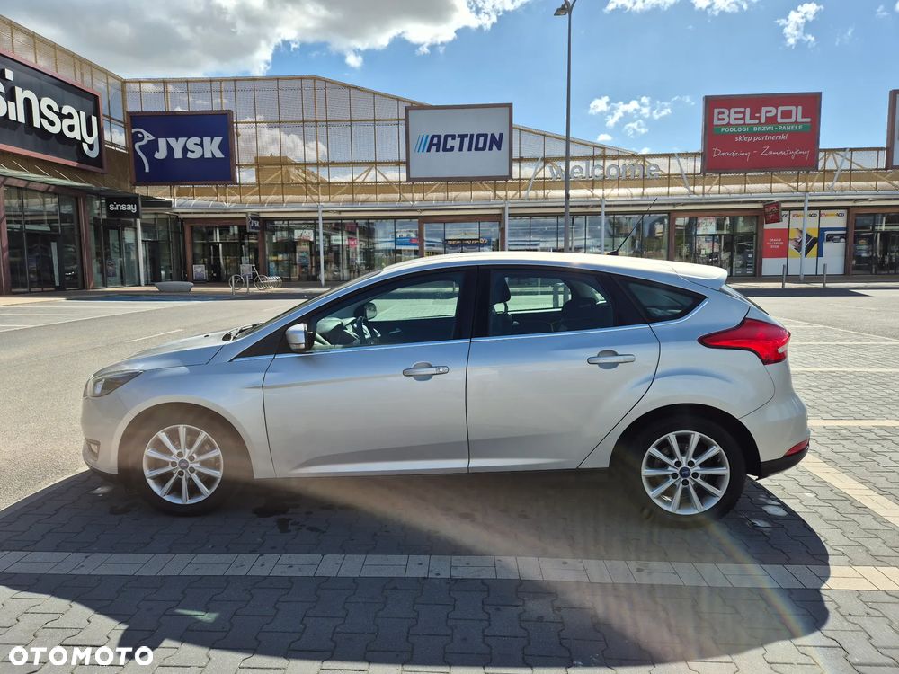 Ford Focus 1.0 EcoBoost Titanium - 3