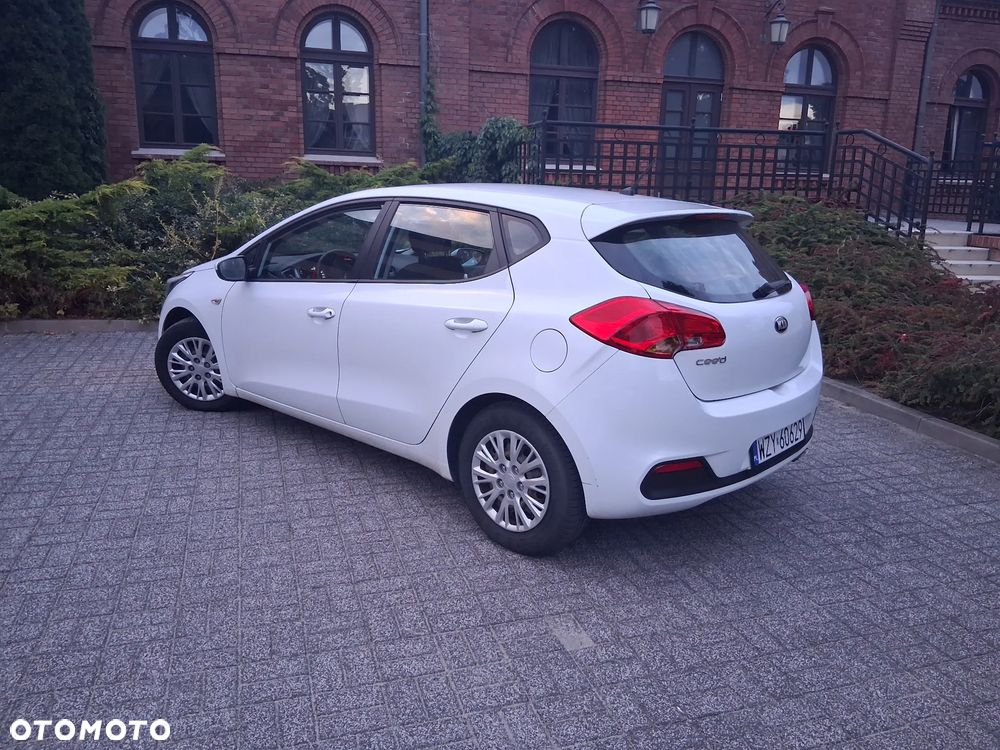 Kia Ceed 1.4 CVVT Attract plus - 8