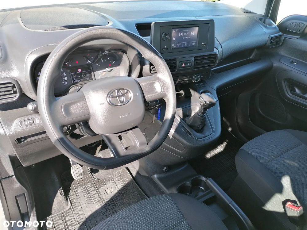 Toyota Proace City Verso 1.5 D-4D Business - 18