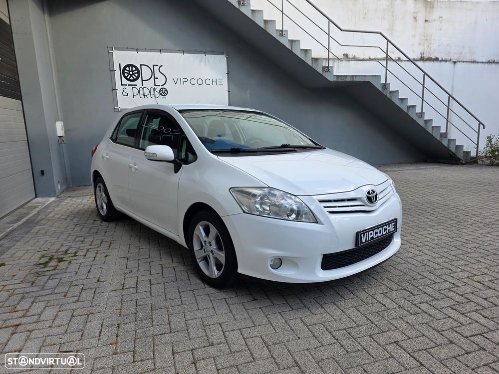Toyota Auris 1.33 VVT-i Exclusive - 24