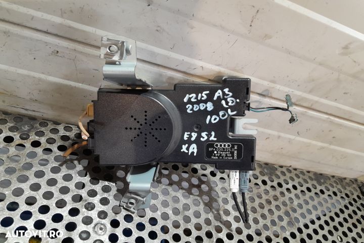 Amplificator antena radio 8P4035225D 8P4035225D Audi A3 8P/8PA [2th f - 1