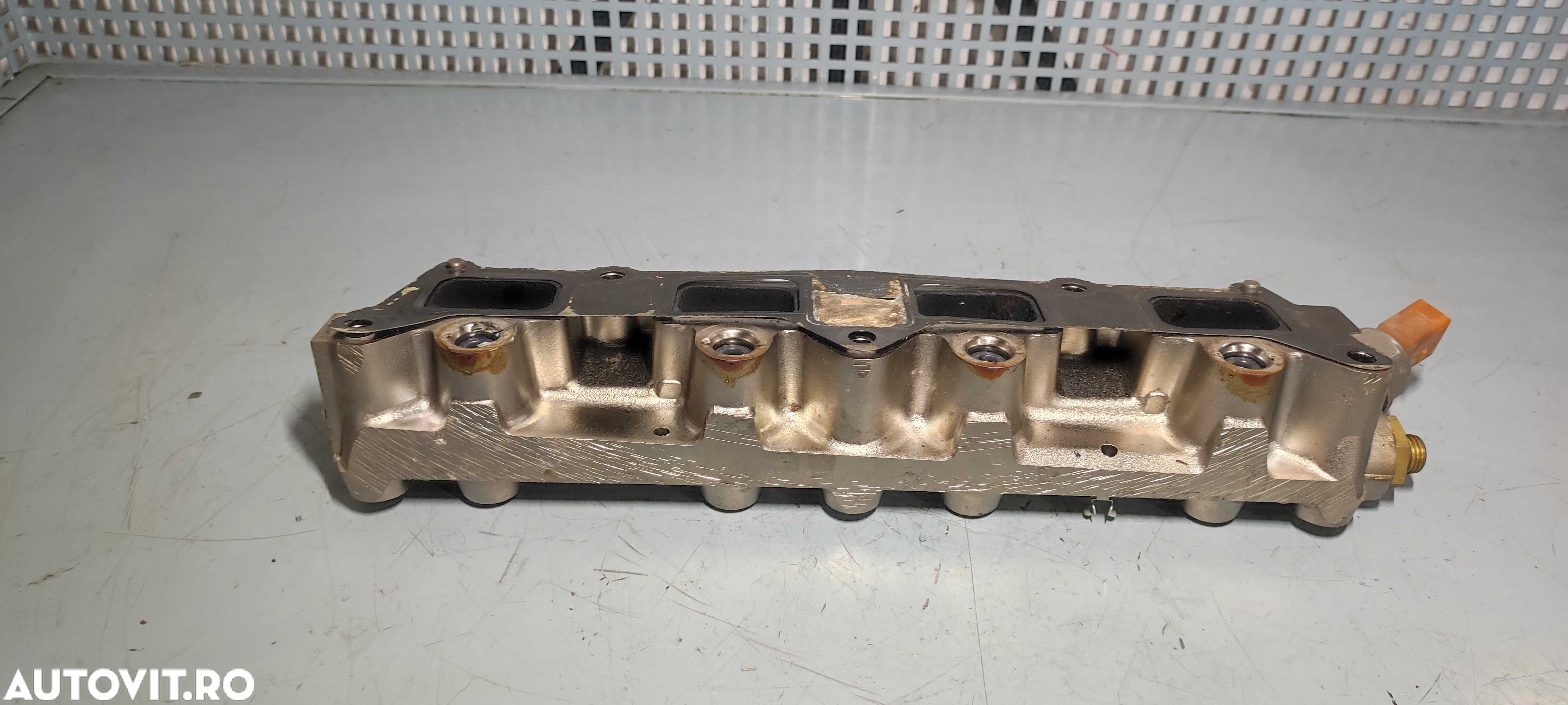 Rampa injectie Volkswagen VW golf 6 variant cod motor CAXA - 3