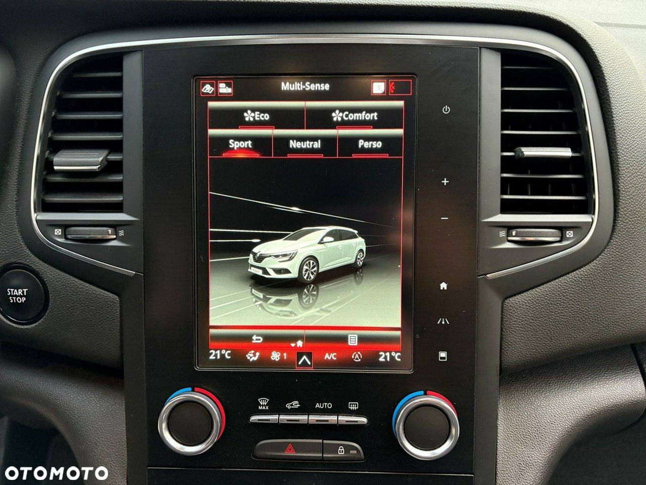 Renault Megane Grandtour ENERGY TCe 140 EDC BOSE EDITION - 21