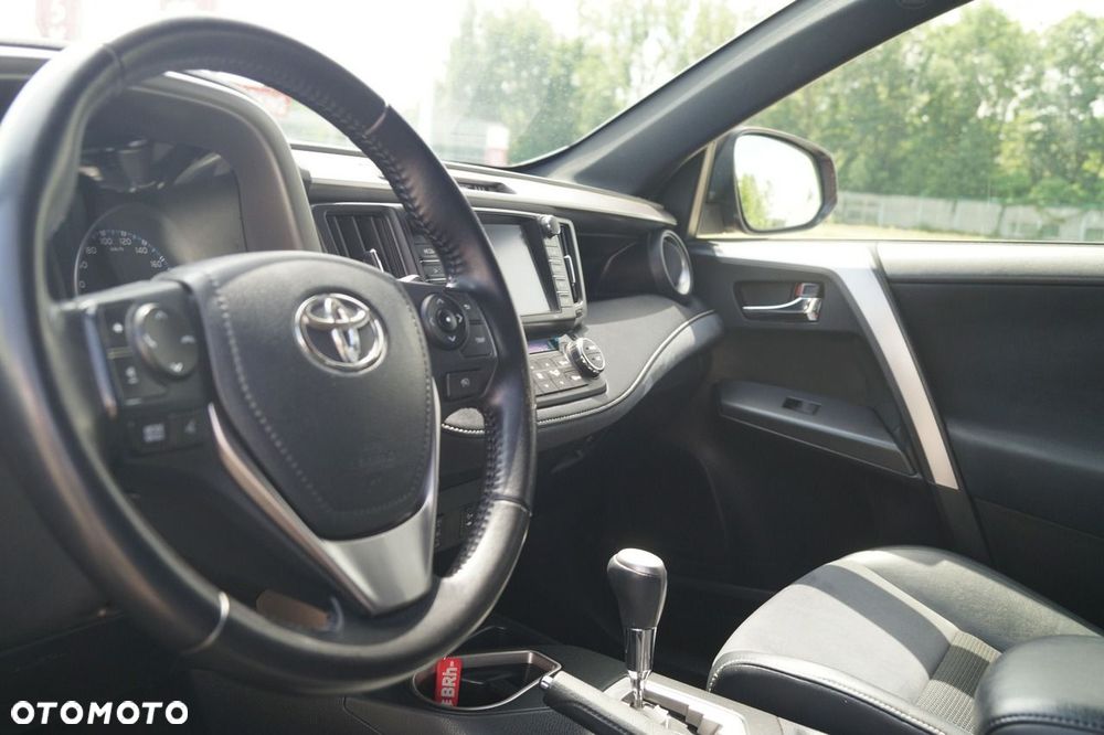 Toyota RAV4 - 13