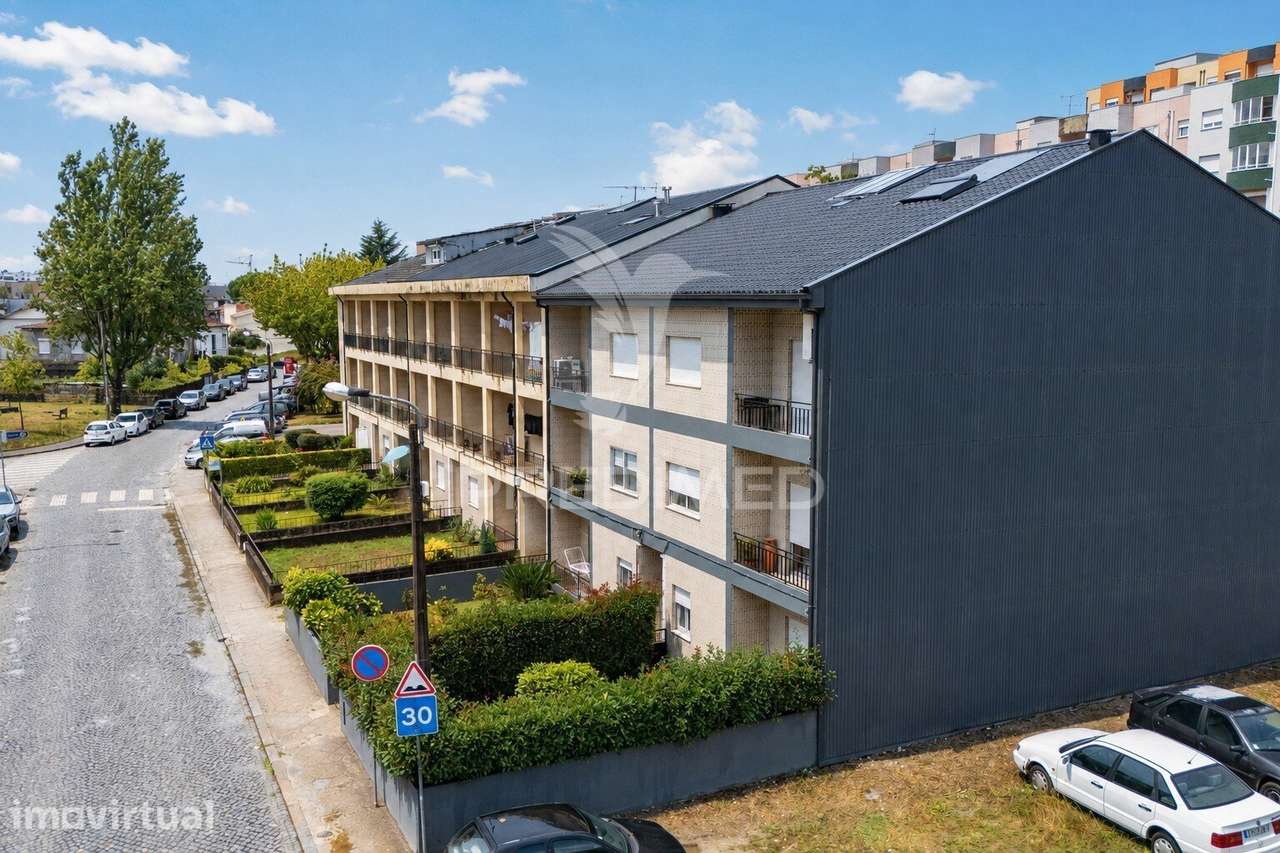 Apartamento T3 Duplex Mobilado | Arrendamento | São Vítor, Braga - Grande imagem: 4/37