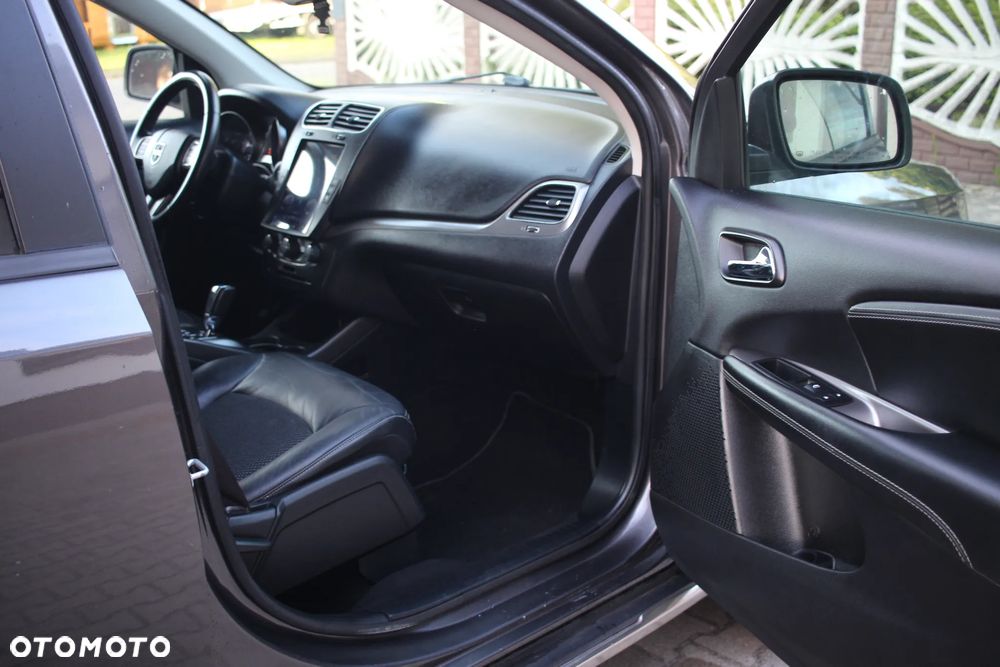 Dodge Journey - 24