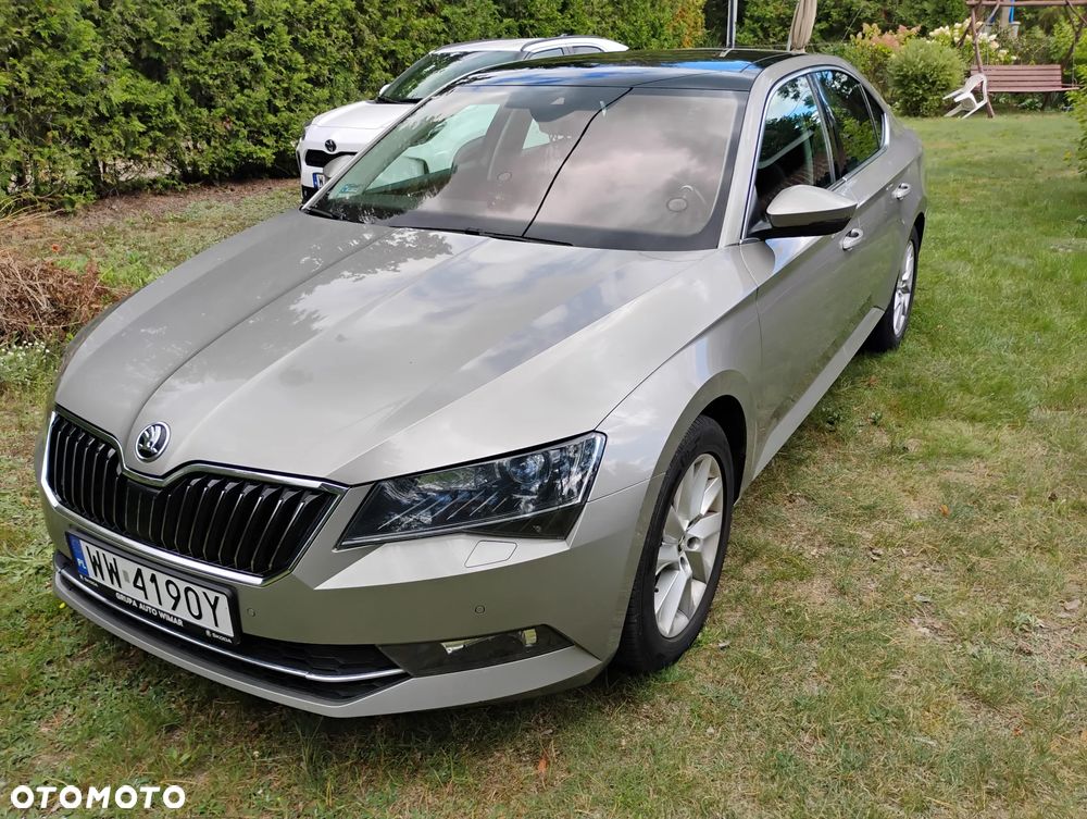 Skoda Superb 2.0 TDI Ambition - 2
