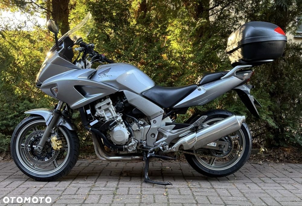 Honda CBF - 9