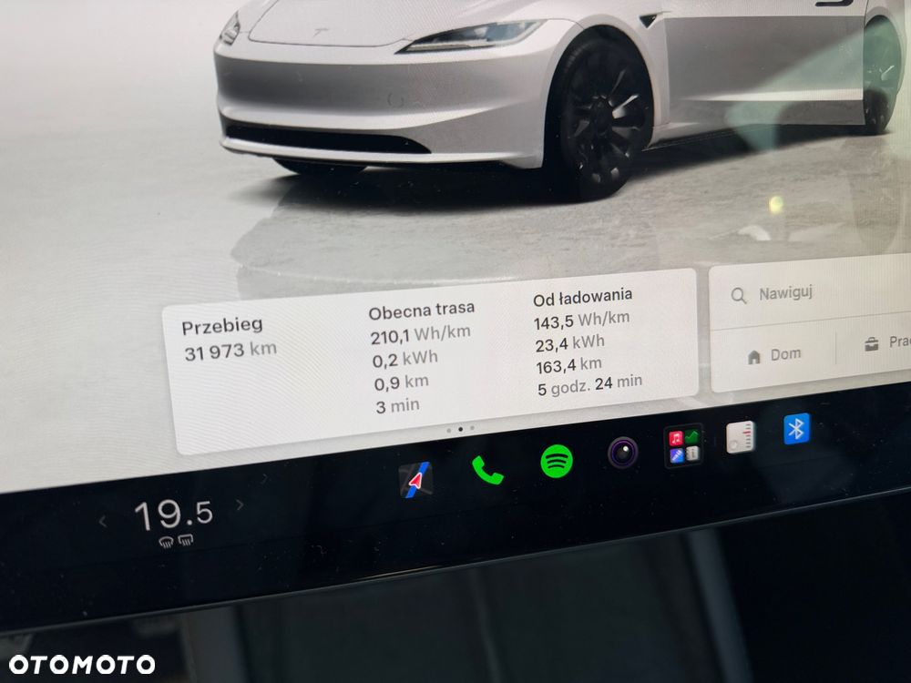Tesla Model 3 - 9