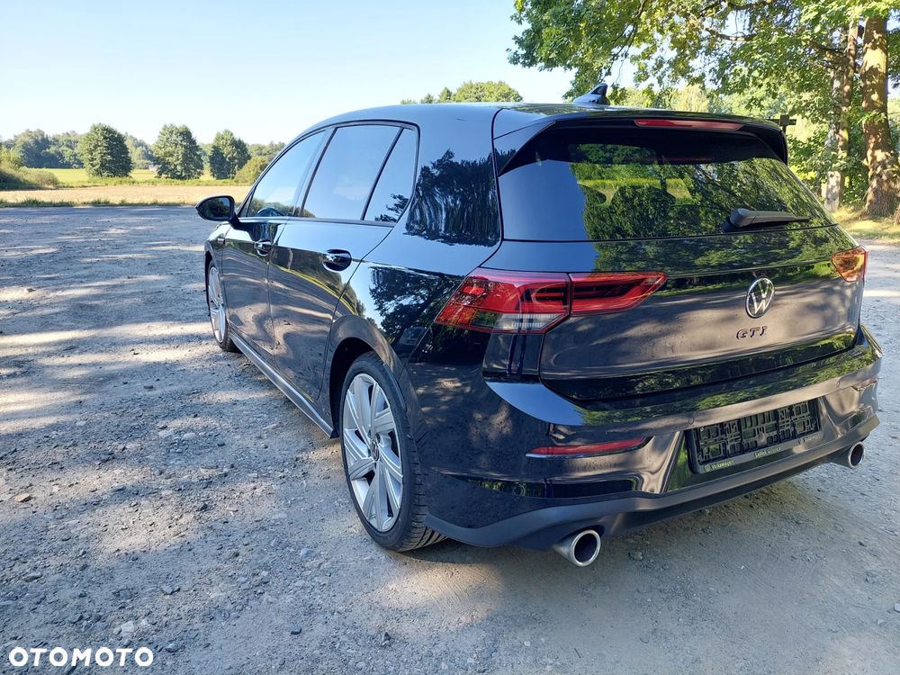 Volkswagen Golf - 5