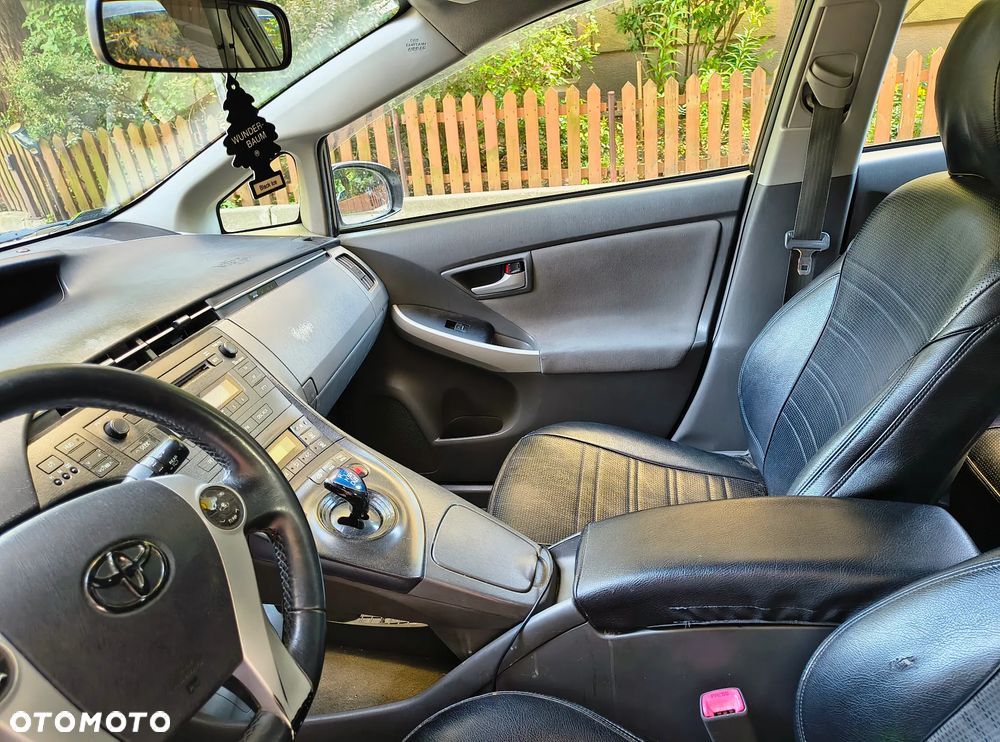 Toyota Prius 1.8 HSD Active - 12