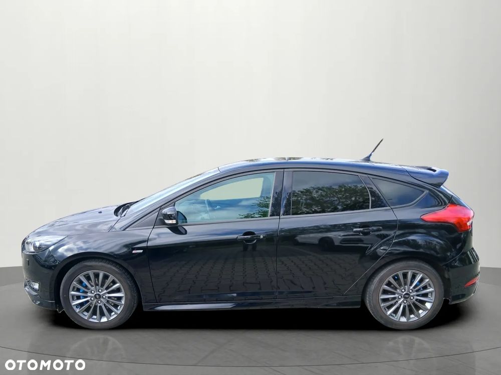 Ford Focus 1.5 EcoBoost ST-Line - 2